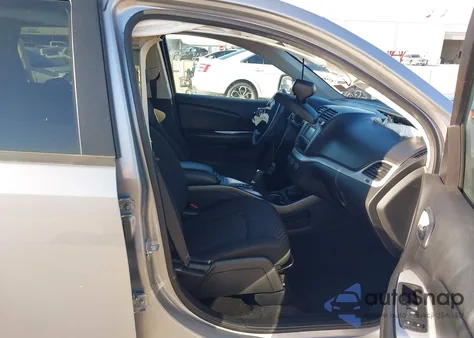 2019 Dodge Journey Se from USA, damaged, VIN 3C4PDCBG7KT816305